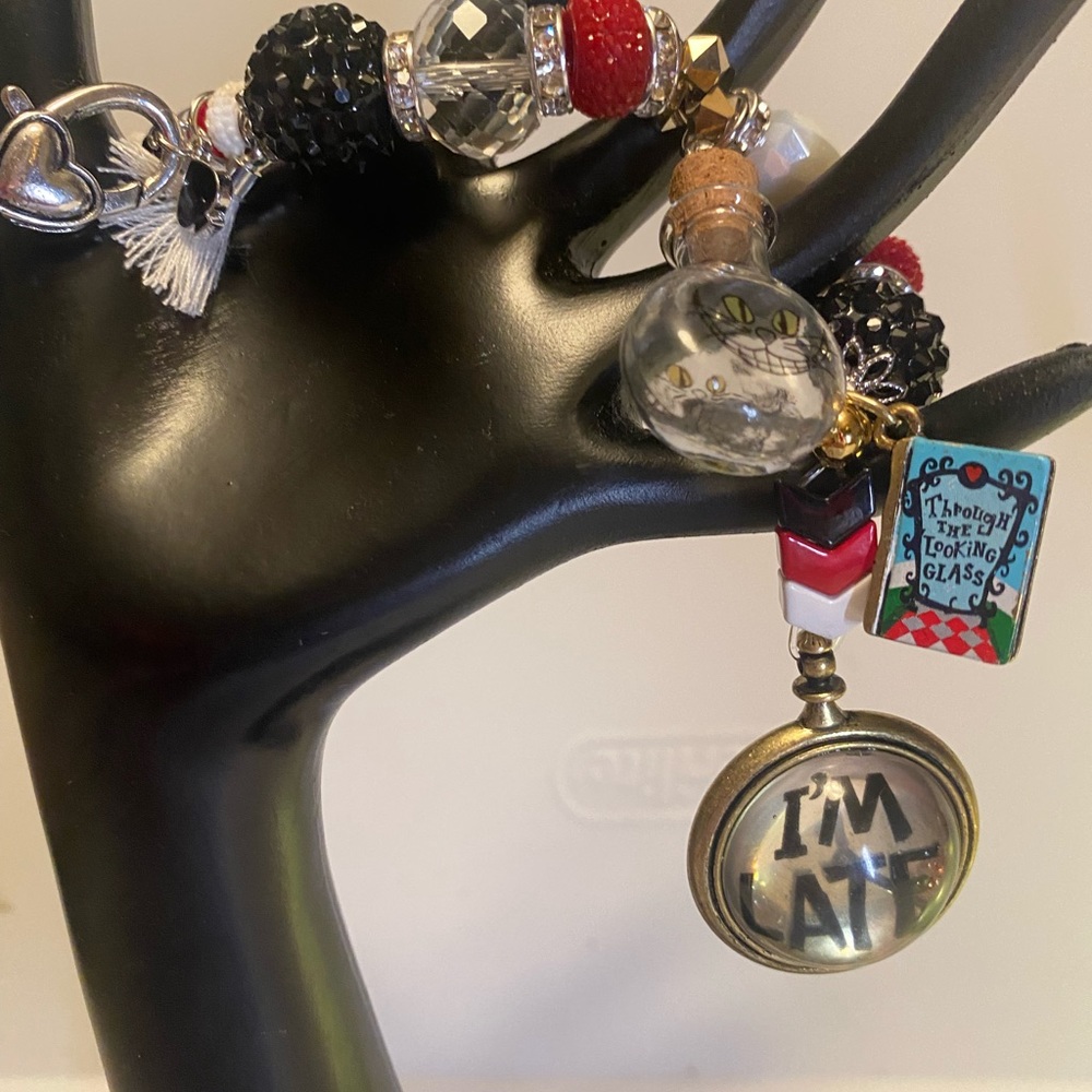 ♠️♥️SALE♥️♠️Alice in Wonderland Dangle (RearviewMirrorOrnament